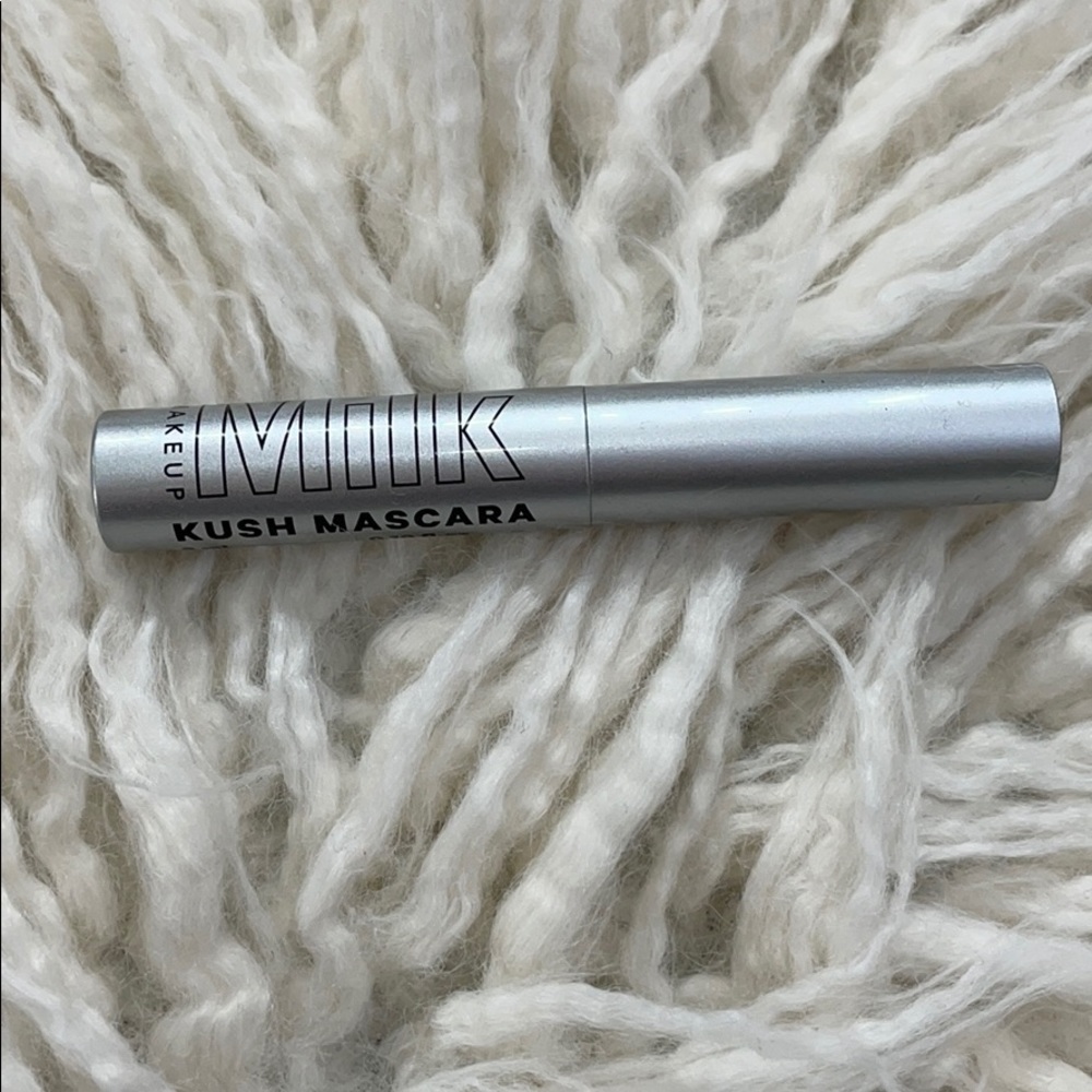 MILK MAKEUP KUSH High Volumizing Mascara NEW - Picture 2 of 9